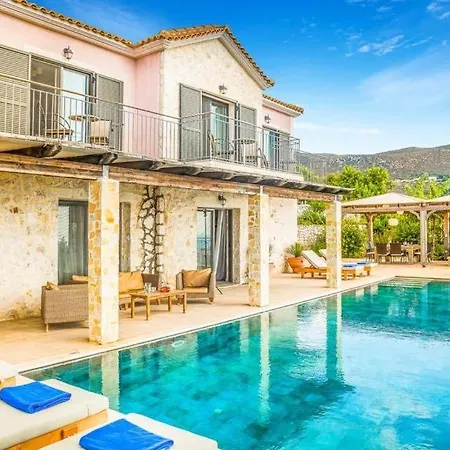 Villa Ratzakli Sleeps 8 Pool Air Con Wifi